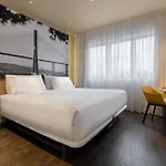 Ikonik Отель 3*